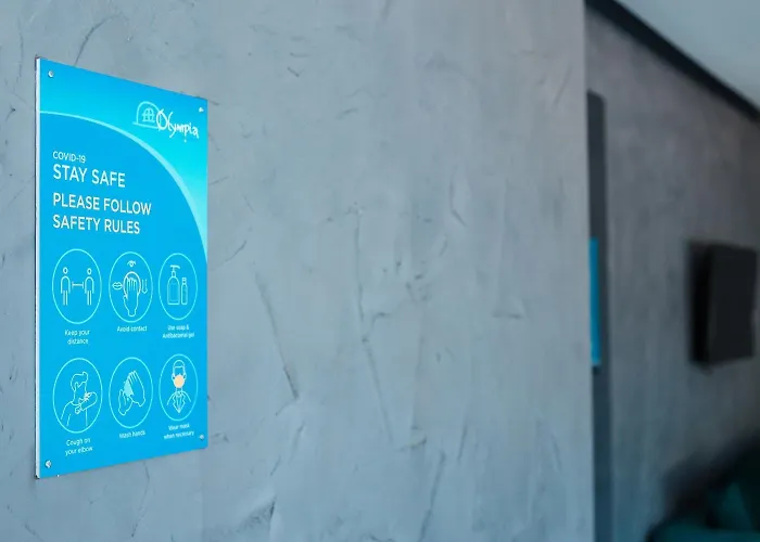 Olympia Sun מלון